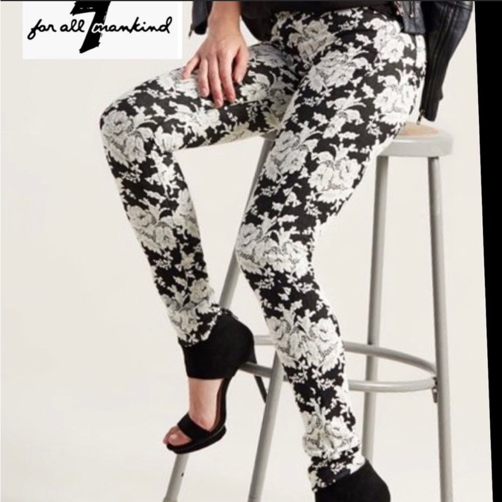 7 For All Mankind size 29 floral skinny black/whte